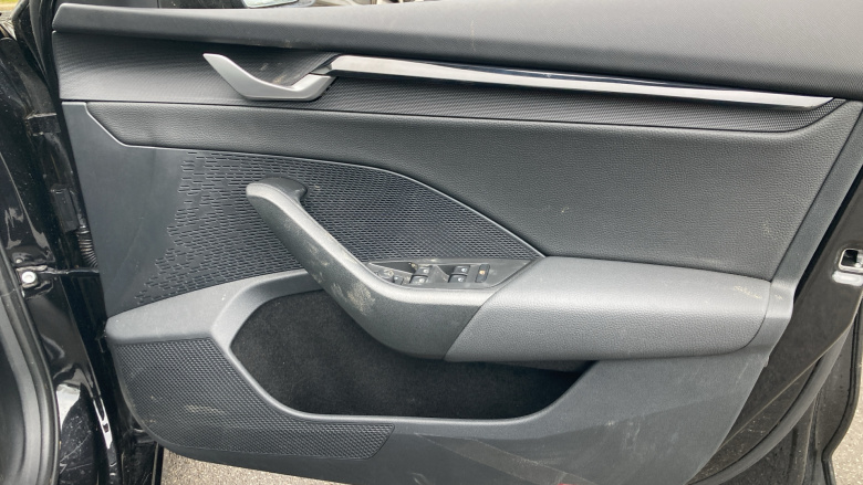 Skoda Octavia 1.5 TSI 150 e-TEC Sportline 5dr DSG Petrol Estate